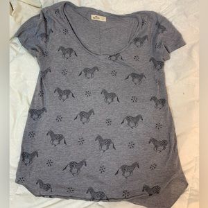 Hollister Zebra Tshirt
